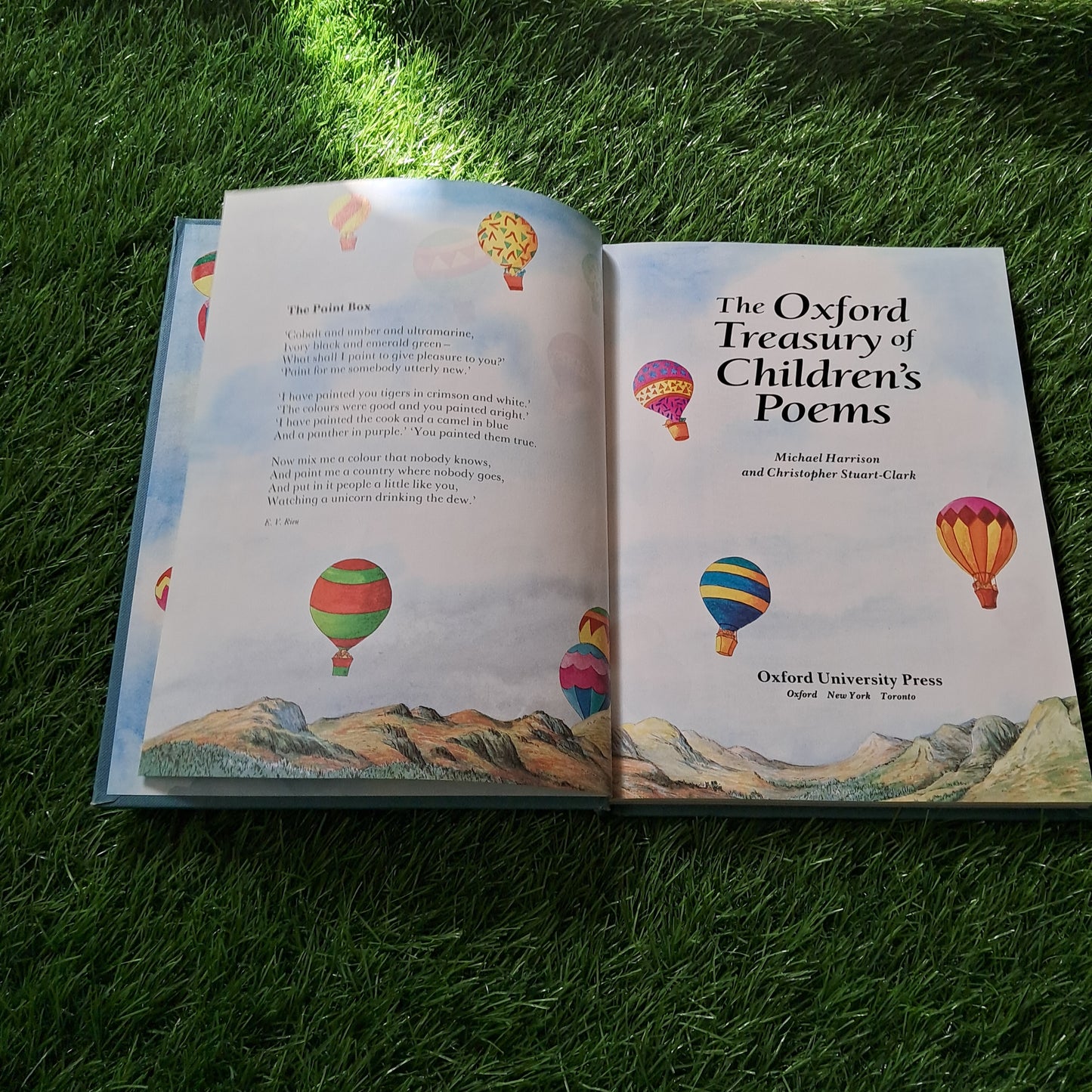 THE Oxford Treasury of Children's Poems