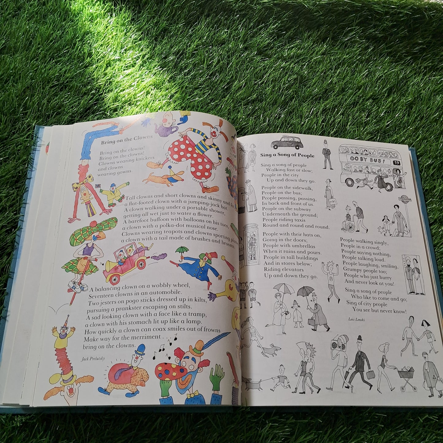THE Oxford Treasury of Children's Poems