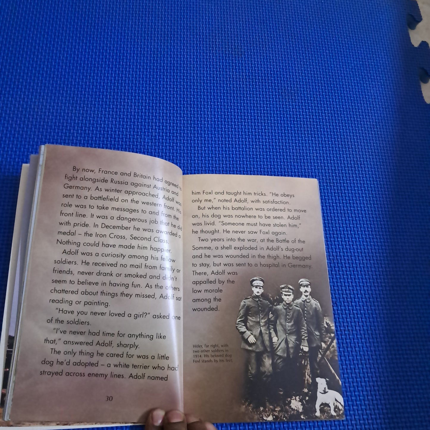 USBORNE Adolf Hitler