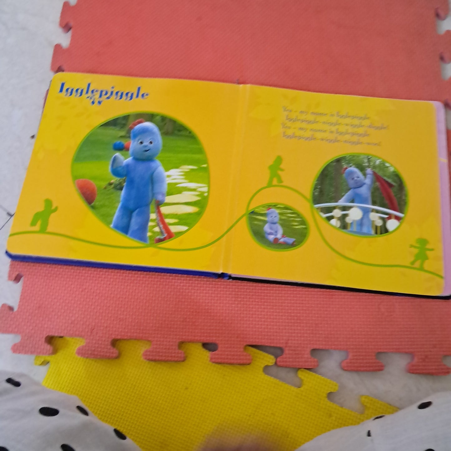 Songs and Rhymes From In the Night Garden….