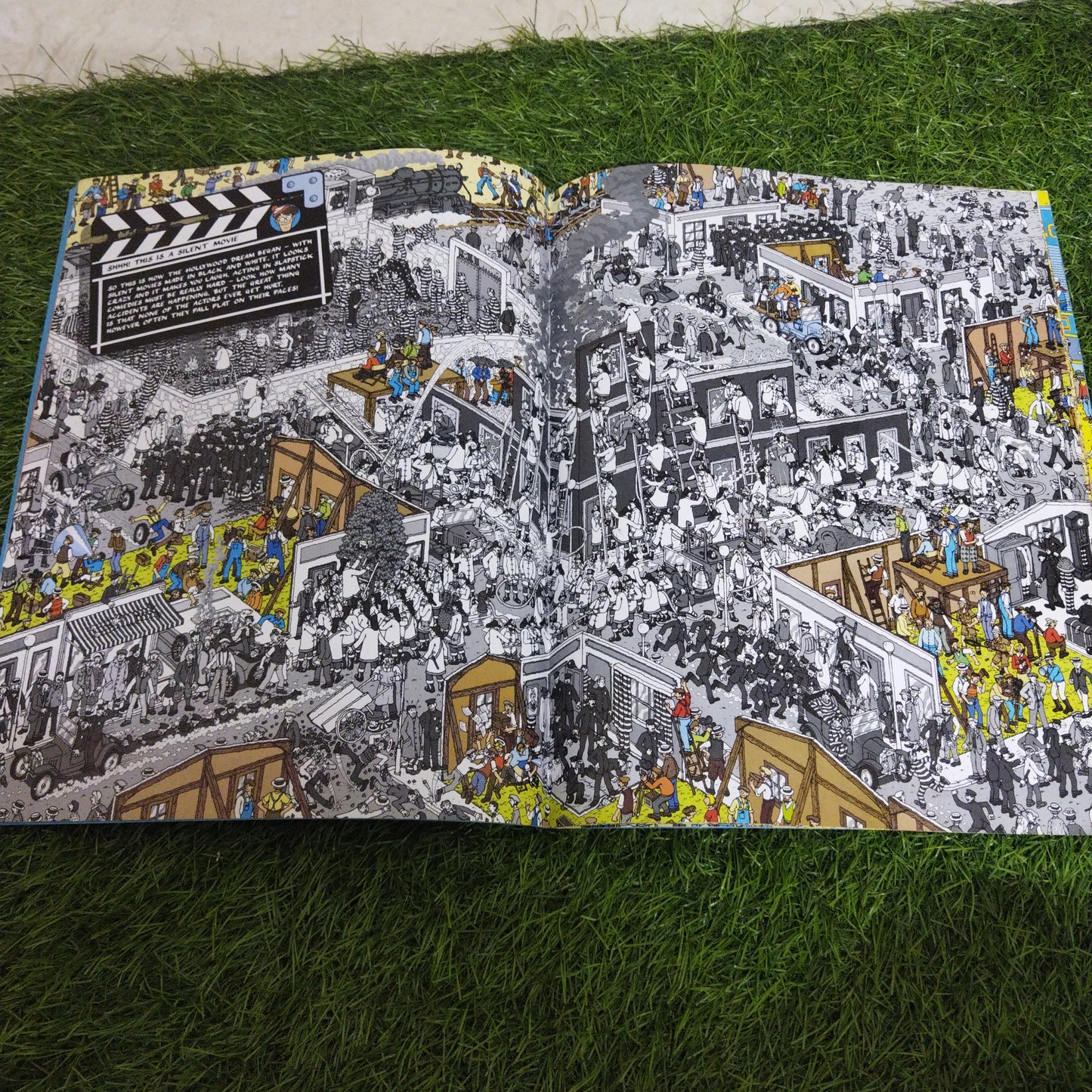 Where's Wally ? In HollyWood