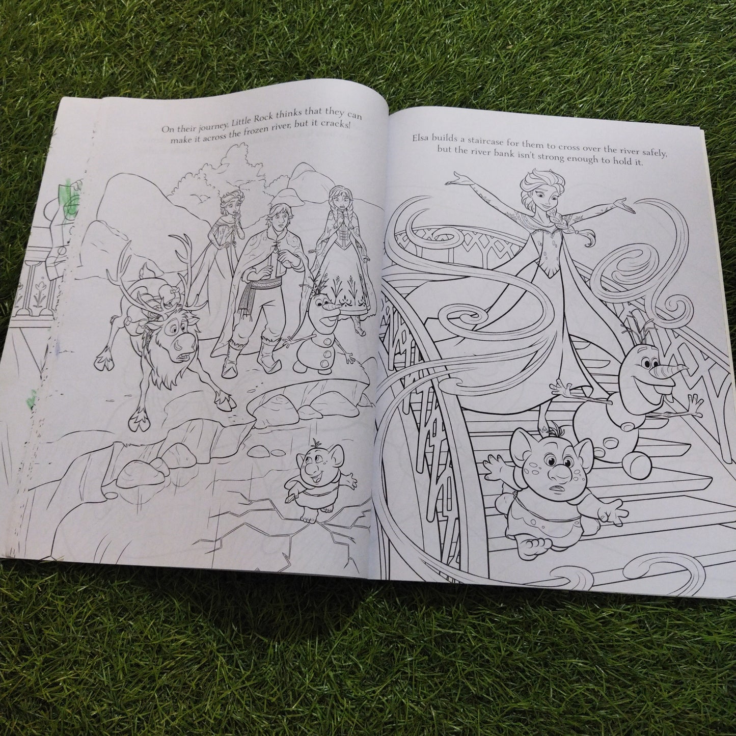 From the movie Disney FROZEN MEGA Colouring