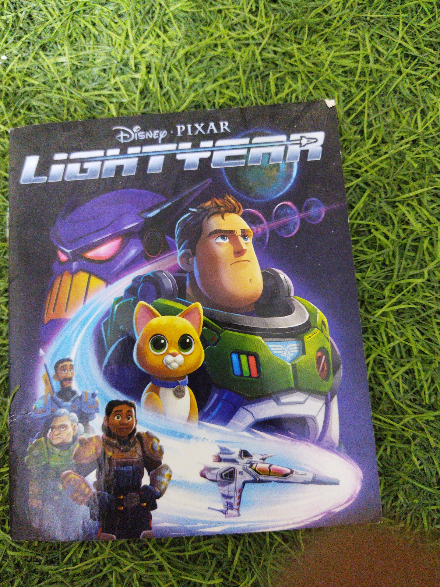 Disney. Pixar LightYear