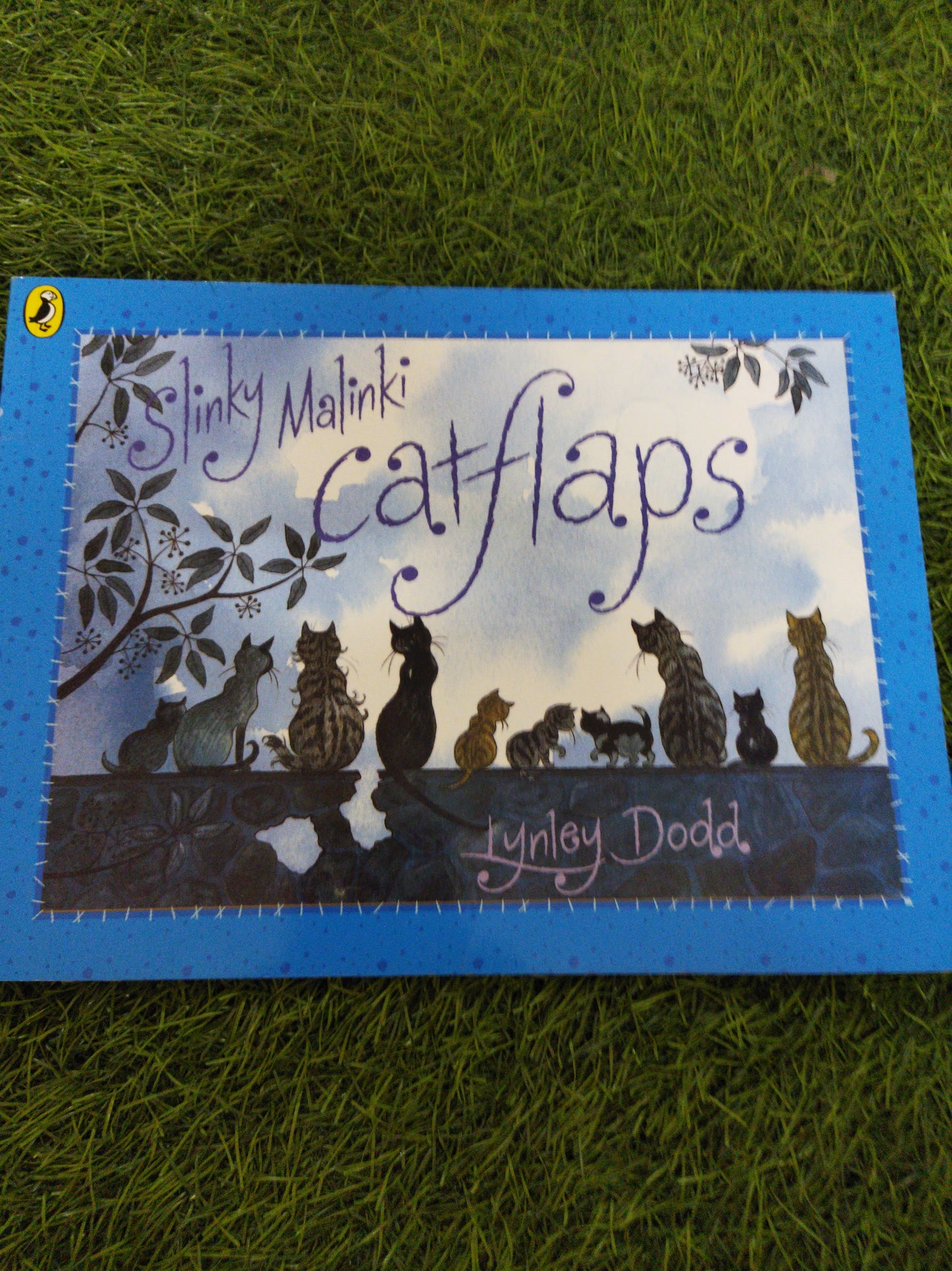 Slinky Malinli Catflaps