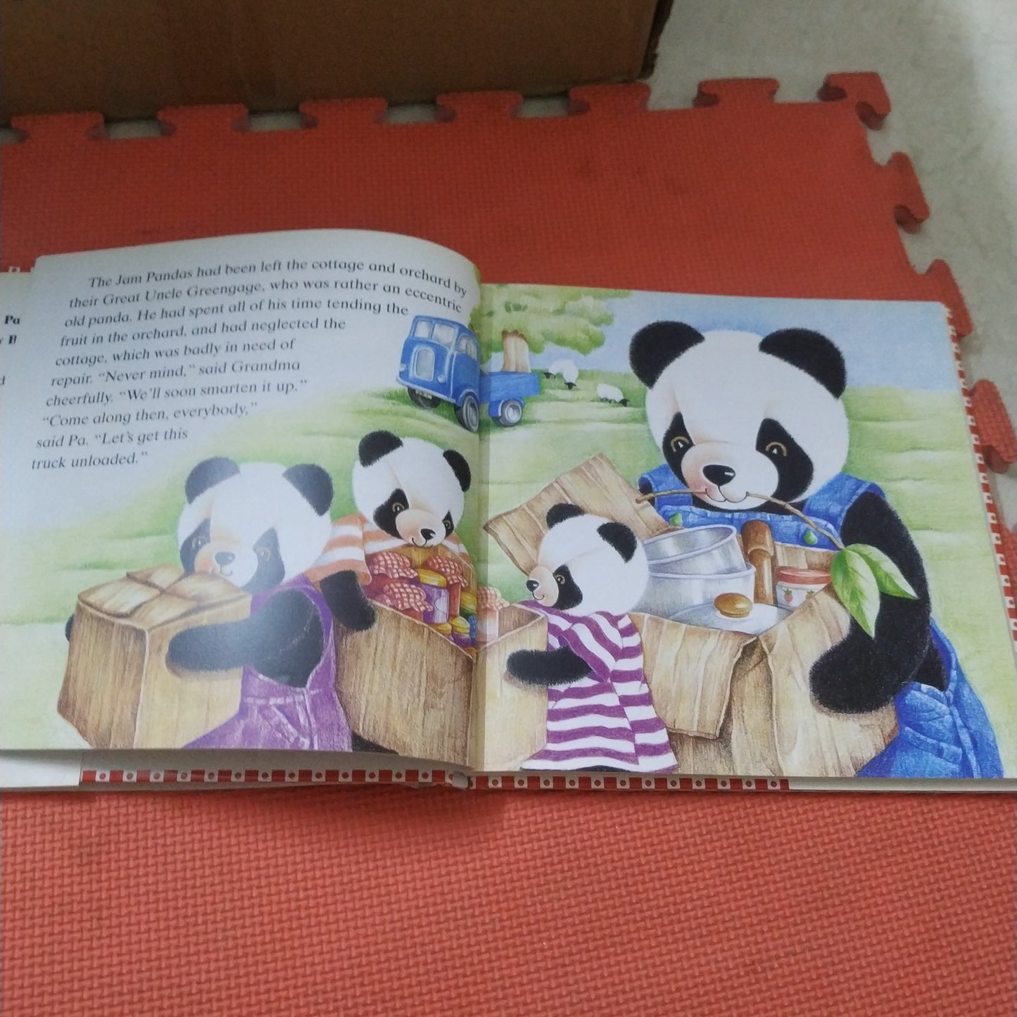 The Jam Panda Red Story Book