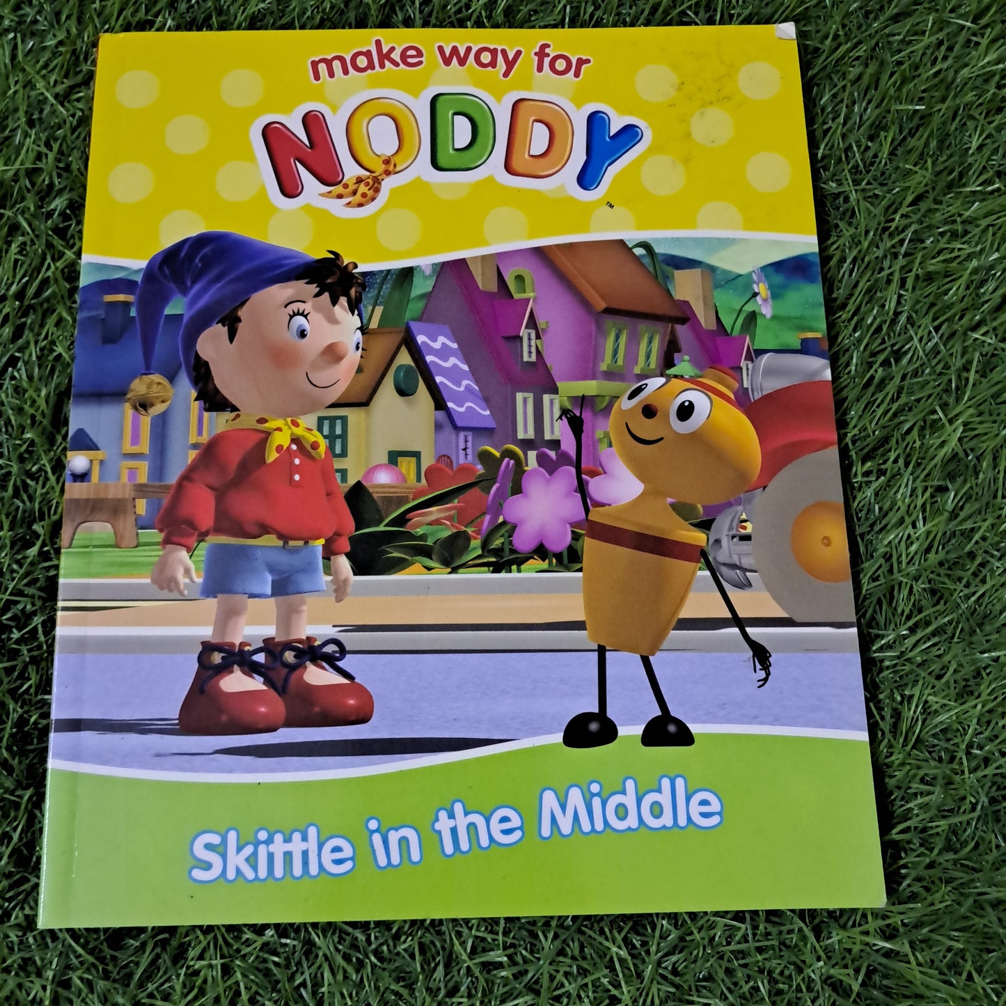 Make way for Noddy Skittle in the middle