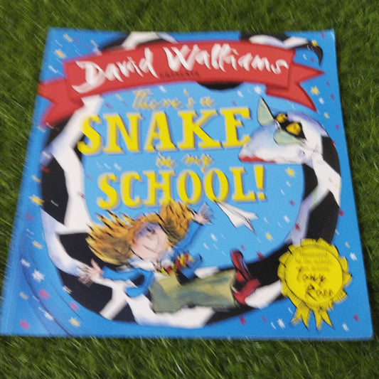 There's a snake inmy school !