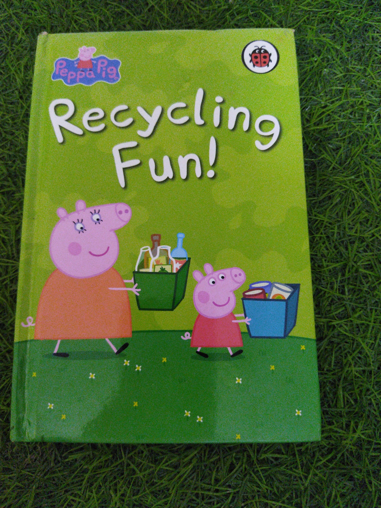Peppa Pig Recyclimg Fun !