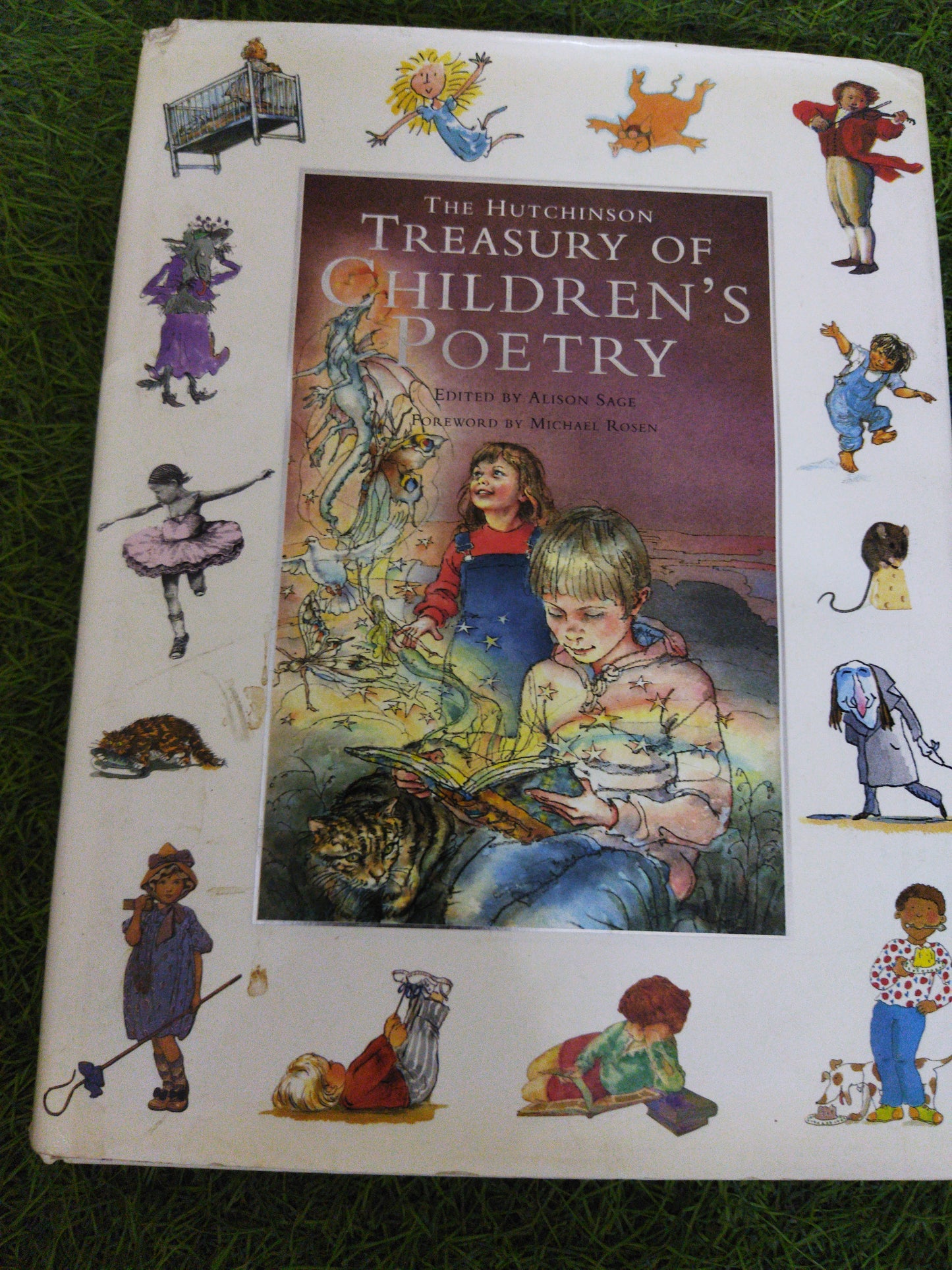 The Hutchinson Treasury Of Children's Poetry