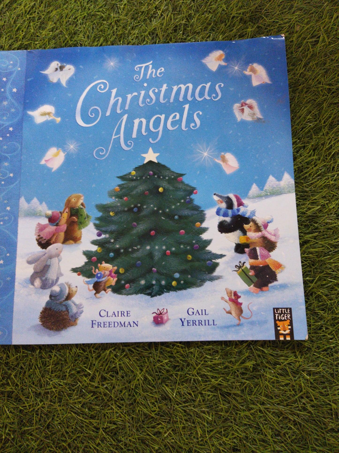 The Christmas Angels