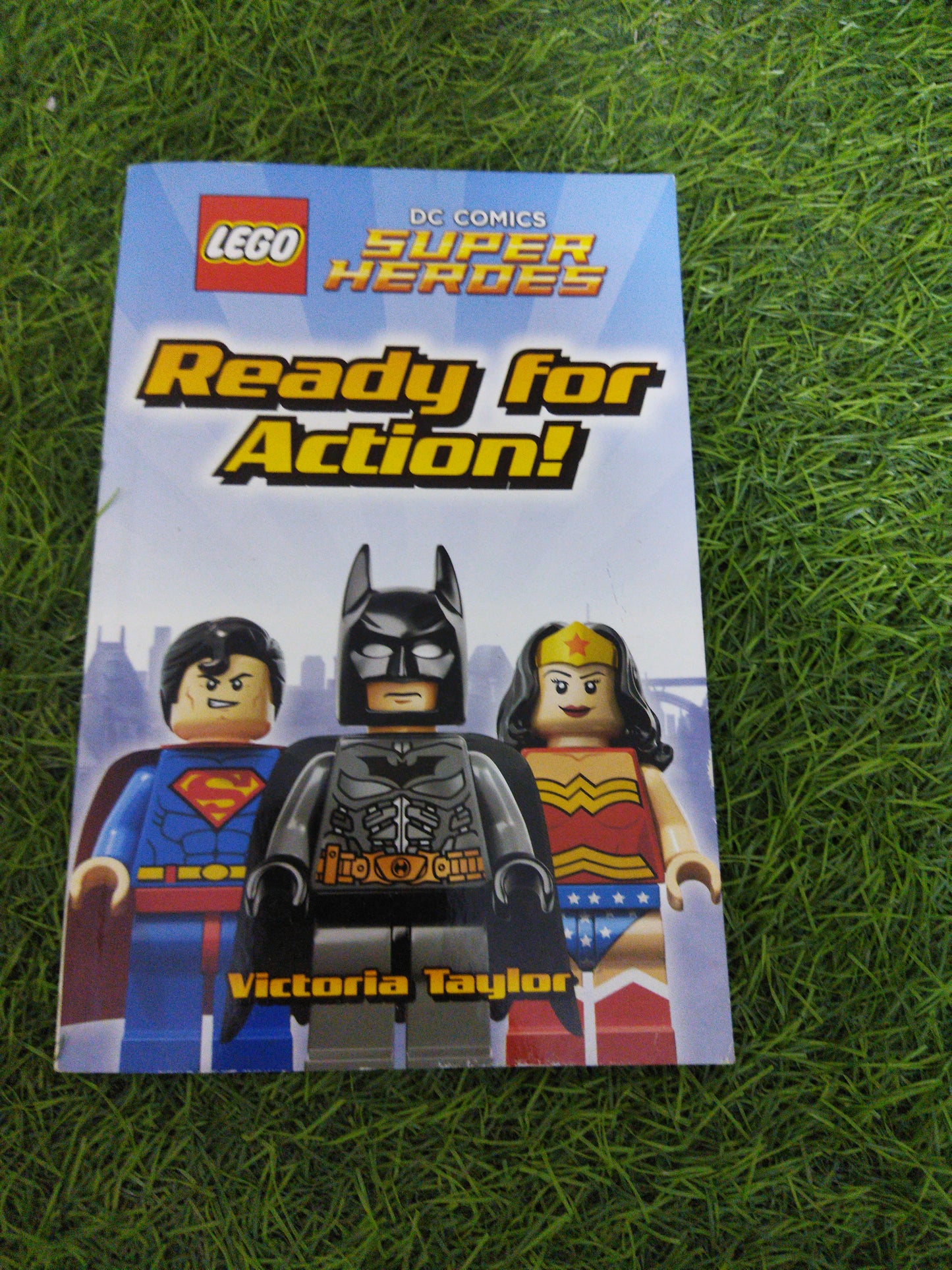 Dc Comics Super Heroes Ready for Action !