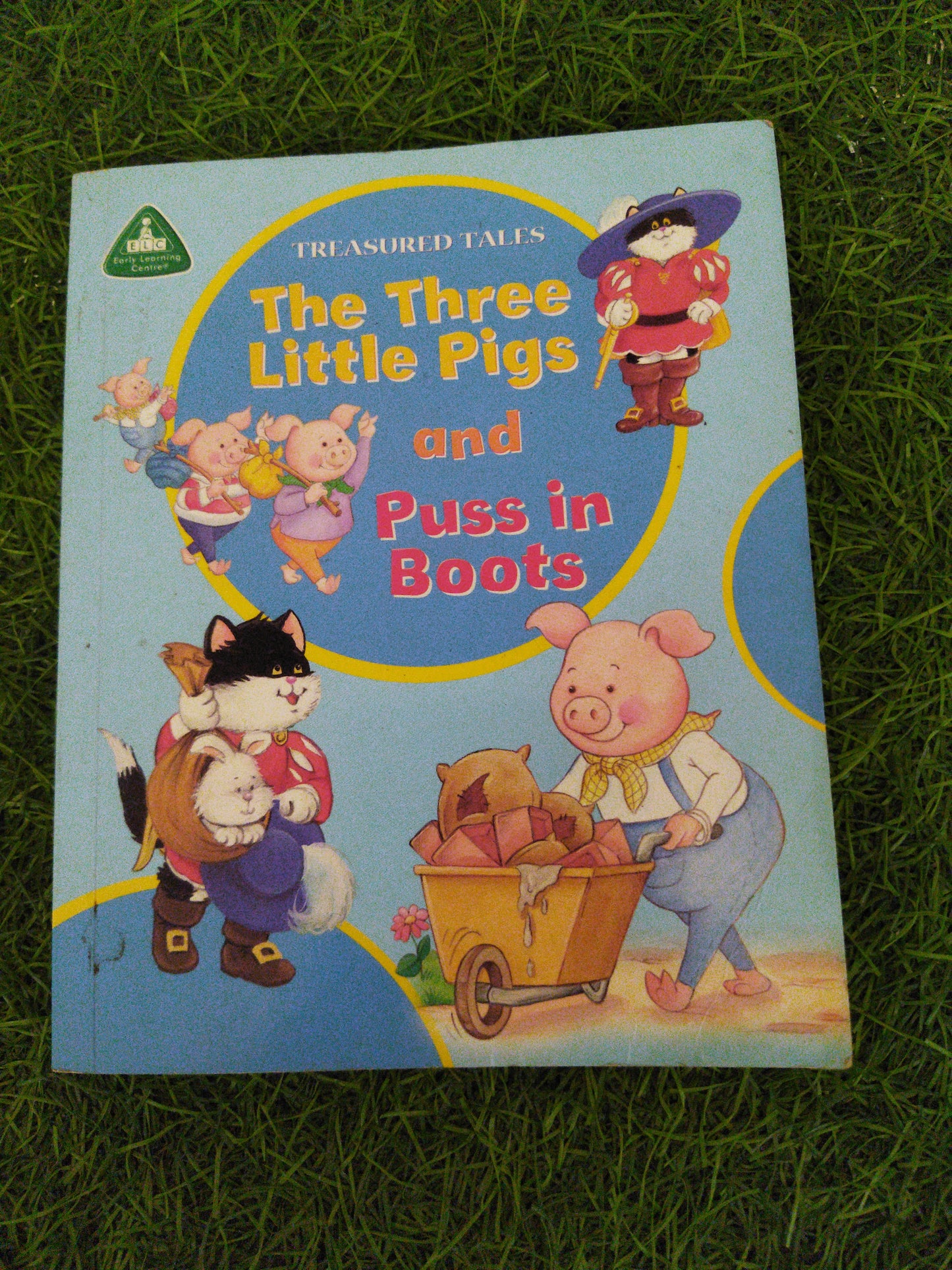 Treasured Tales The Three Little Pigs and Puss in Boots