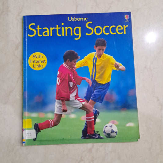 Usborne Starting Soccer | Paperback