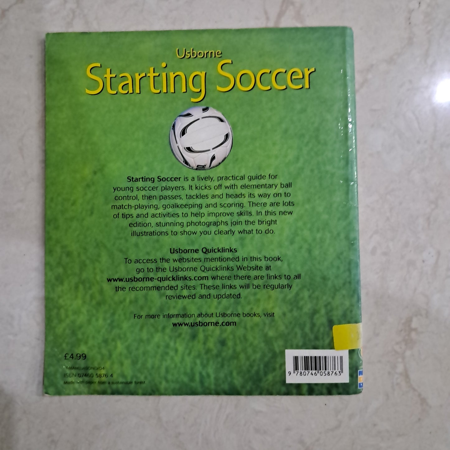 Usborne Starting Soccer | Paperback